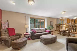 810 E 7th St, Litchfield, MN 55355 - Photo 12