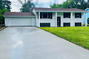 1468 Eldridge Ave E, Maplewood, MN 55109 - Photo 1