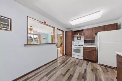 7181 Lakeview Drive, Circle Pines, MN 55014 - Photo 4