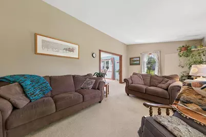 7181 Lakeview Drive, Circle Pines, MN 55014 - Photo 8