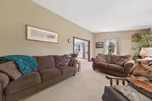 7181 Lakeview Dr, Circle Pines, MN 55014 - Photo 8