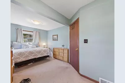 7181 Lakeview Drive, Circle Pines, MN 55014 - Photo 10