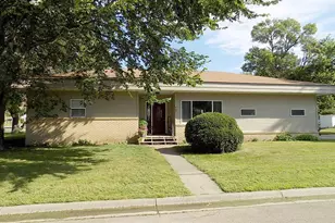 600 Esther Ave, Lafayette, MN 56054 - Photo 1