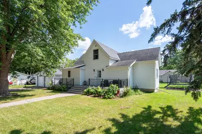 212 W Bert Street, Lake Crystal, MN 56055 - Photo 1
