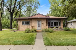 105 N A St, Marshall, MN 56258 - Photo 1