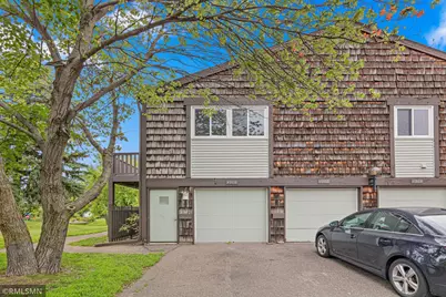 4968 Grenwich Trail N, Oakdale, MN 55128 - Photo 1