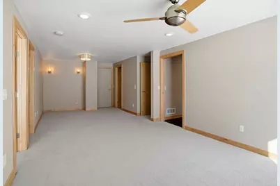 1162 Lakewood Drive S, Maplewood, MN 55119 - Photo 78