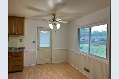 2739 Chippewa Avenue, North Saint Paul, MN 55109 - Photo 4