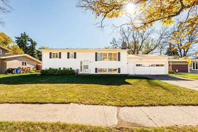 1008 24th Avenue S, Fargo,  58103 - Photo 1