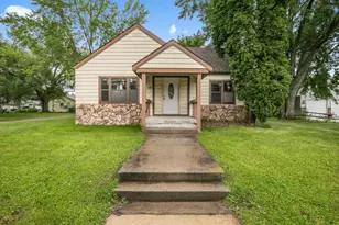 110 E Ash St, Saint Joseph, MN 56374 - Photo 2