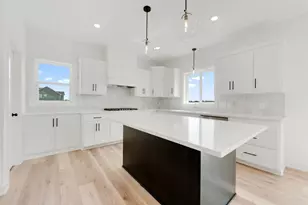 15068 Ardmullivan Ln, Rosemount, MN 55068 - Photo 2