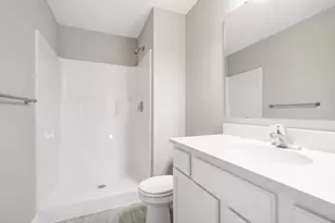 2110 Goldenray Dr NE, Faribault, MN 55021 - Photo 24