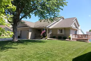 426 Lakewood Ln NW, Rochester, MN 55901 - Photo 1