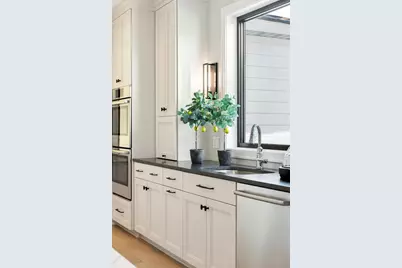 25500 Smithtown Road, Shorewood, MN 55347 - Photo 18