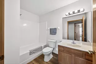 2231 Penn Pl, North Saint Paul, MN 55109 - Photo 10