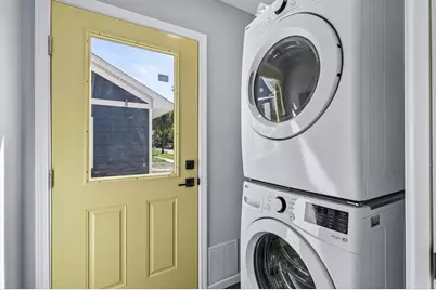 725 Wilson Avenue, Saint Paul, MN 55106 - Photo 46