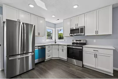 725 Wilson Avenue, Saint Paul, MN 55106 - Photo 26