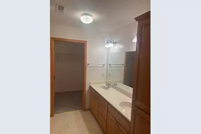 572 Williamsburg Place, New Richmond, WI 54017 - Photo 12