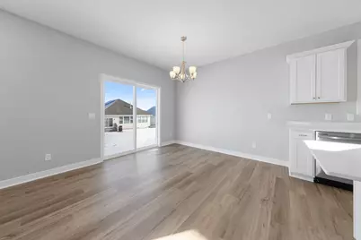 2109 Westpointe Drive, Hastings, MN 55033 - Photo 8