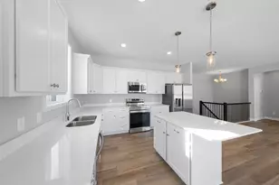 2109 Westpointe Dr, Hastings, MN 55033 - Photo 10