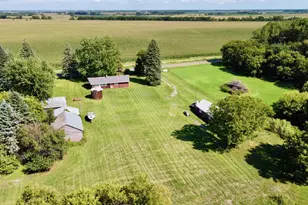 2555 River Rd, Marshall, MN 56258 - Photo 2