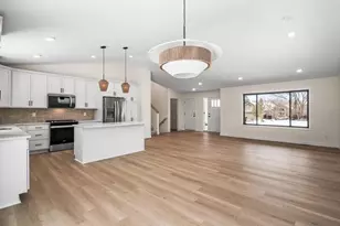 22544 Raven St NW, Oak Grove, MN 55005 - Photo 14