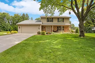 3040 Oakview Ln N, Plymouth, MN 55441 - Photo 1