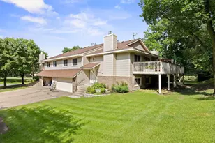 7237 Pontiac Cir, Chanhassen, MN 55317 - Photo 1