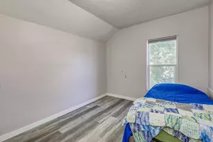 105 10th St NW, Plainview, MN 55964 - Photo 12