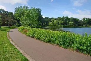 2100 W 21st St, Minneapolis, MN 55405 - Photo 50