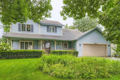 9441 71st Street S, Cottage Grove, MN 55016 - Photo 1