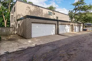 3033 E Bde Maka Ska Pkwy, Minneapolis, MN 55408 - Photo 30