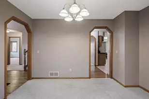 2970 Western Ave N, Roseville, MN 55113 - Photo 14