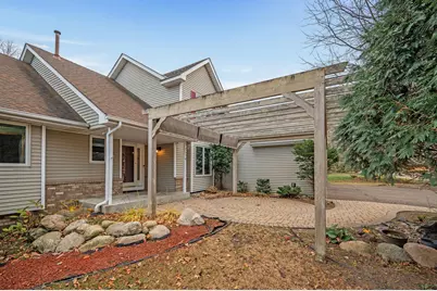 2970 Western Avenue N, Roseville, MN 55113 - Photo 4