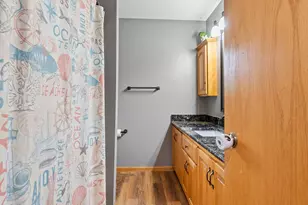 901 Geneva Dr, Alexandria, MN 56308 - Photo 32