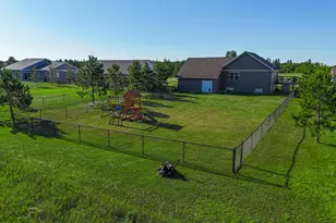 2008 Whiting Rd NW, Bemidji, MN 56601 - Photo 40