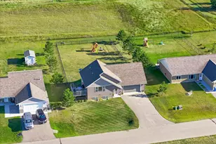 2008 Whiting Rd NW, Bemidji, MN 56601 - Photo 46