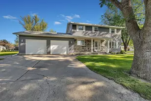 706 7th Ave NW, Clara City, MN 56222 - Photo 2