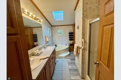 14196 E Fox Lake Road, Lake View Twp, MN 56501 - Photo 30