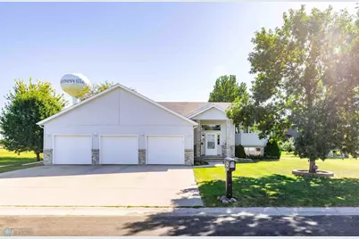 106 11th Street NE, Barnesville, MN 56514 - Photo 1