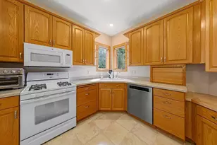 2065 Raspberry Ridge Pl NE, Owatonna, MN 55060 - Photo 6