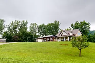 W25757 Bear Coulee Rd, Trempealeau, WI 54661 - Photo 38