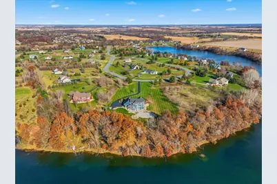 1650 Waters Edge Drive, New Richmond, WI 54017 - Photo 48