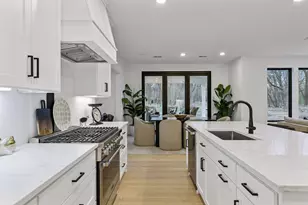 25955 Wildrose Ln, Excelsior, MN 55331 - Photo 10