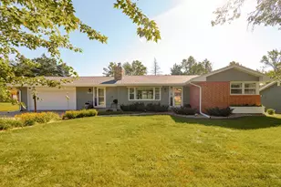 603 Runestone Dr, Alexandria, MN 56308 - Photo 1