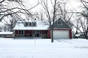507 Oak St, Danube, MN 56230 - Photo 1