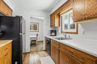 12921 James Avenue S, Burnsville, MN 55337 - Photo 10