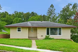 1416 Phelps St, Red Wing, MN 55066 - Photo 2