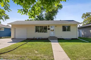 1231 16th St N, Moorhead, MN 56560 - Photo 1