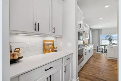 3917 Carver Path, Chaska, MN 55318 - Photo 8